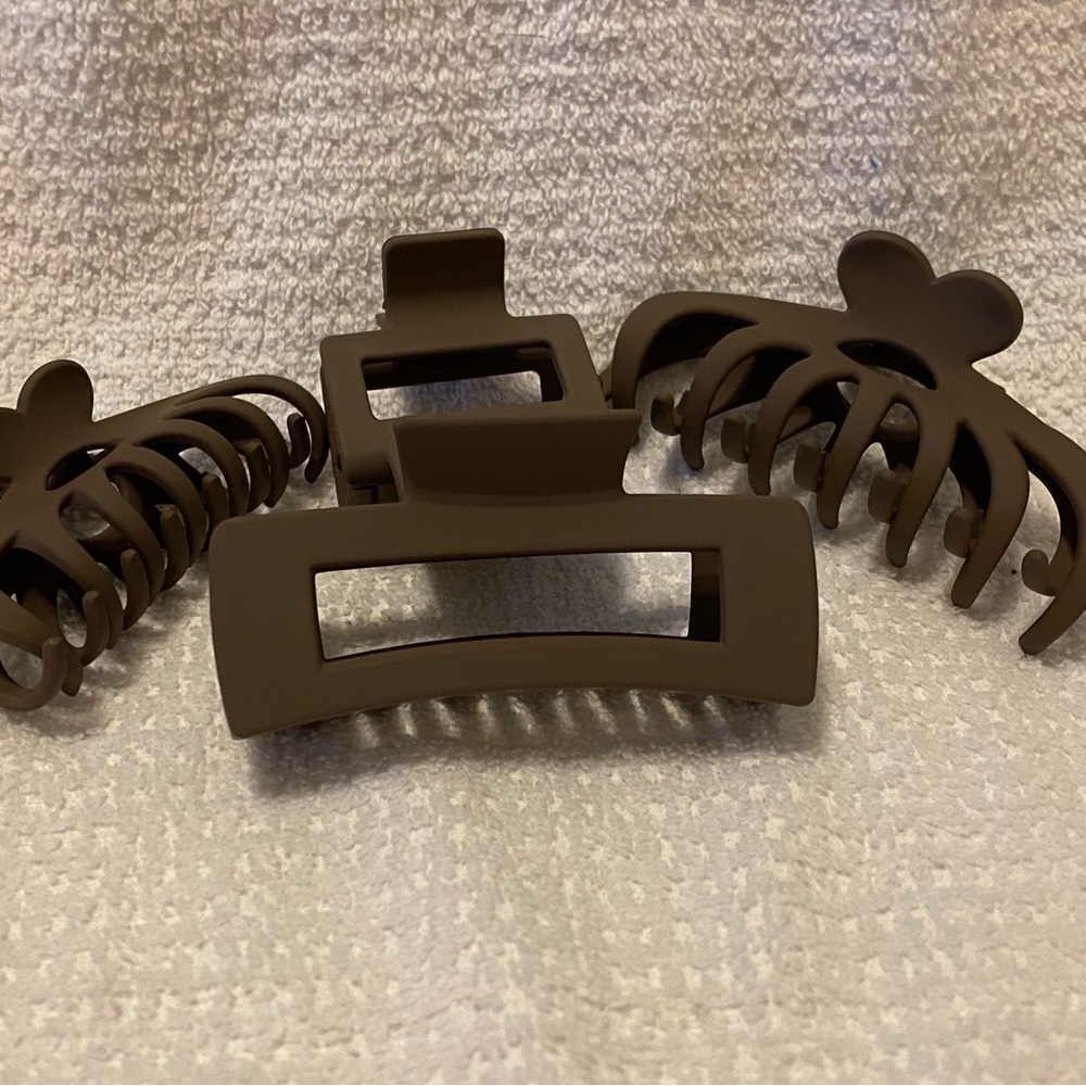 Assorted clips - Picture 3 of 4